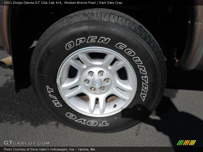 Medium Bronze Pearl / Dark Slate Gray 2001 Dodge Dakota SLT Club Cab 4x4