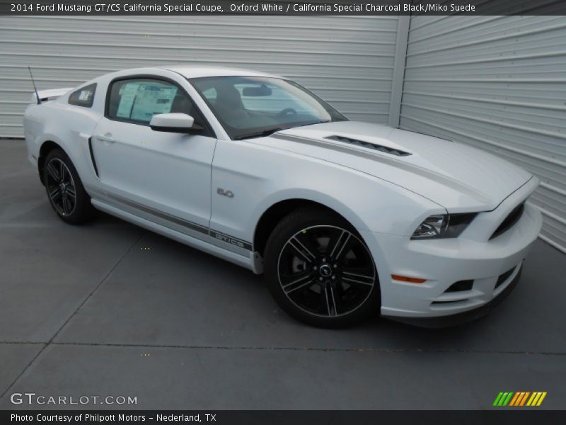 Oxford White / California Special Charcoal Black/Miko Suede 2014 Ford Mustang GT/CS California Special Coupe