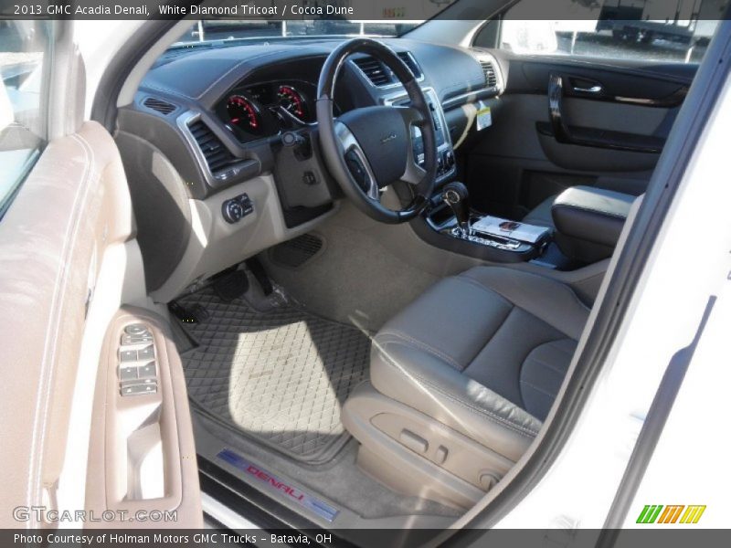 White Diamond Tricoat / Cocoa Dune 2013 GMC Acadia Denali
