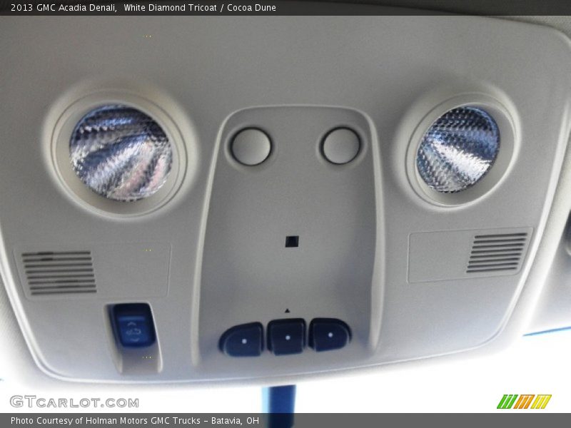 White Diamond Tricoat / Cocoa Dune 2013 GMC Acadia Denali
