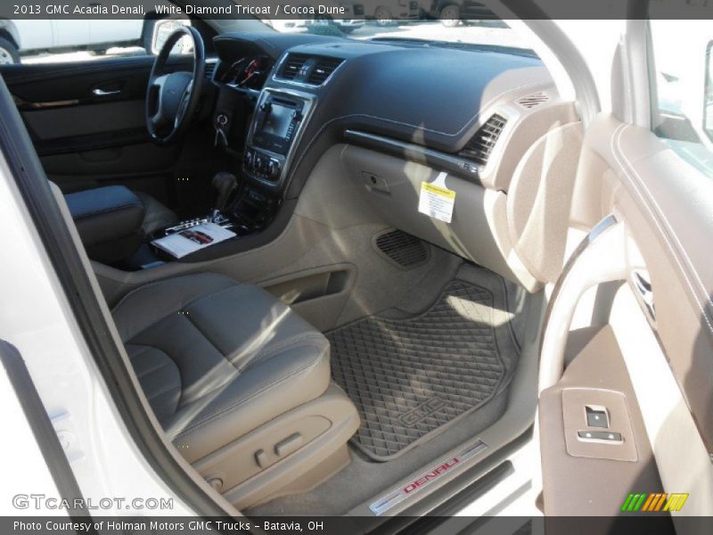 White Diamond Tricoat / Cocoa Dune 2013 GMC Acadia Denali