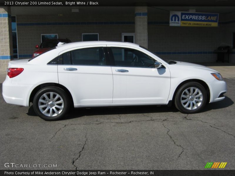 Bright White / Black 2013 Chrysler 200 Limited Sedan