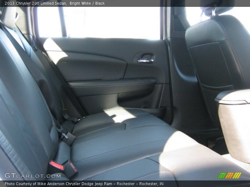 Bright White / Black 2013 Chrysler 200 Limited Sedan