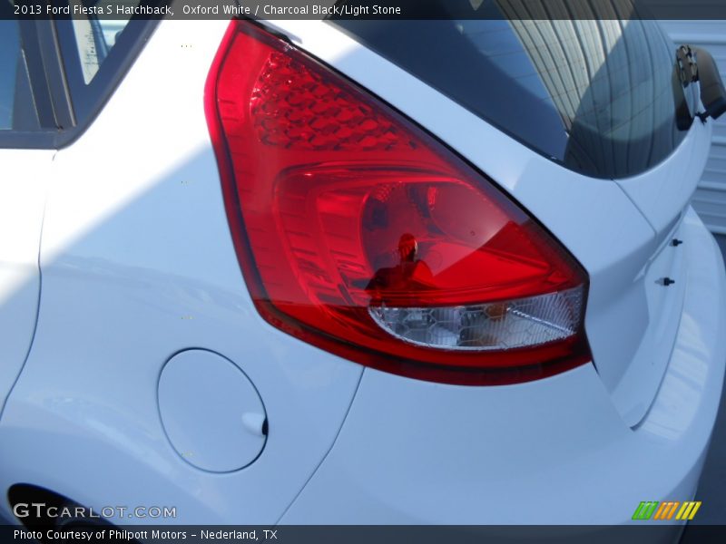 Oxford White / Charcoal Black/Light Stone 2013 Ford Fiesta S Hatchback
