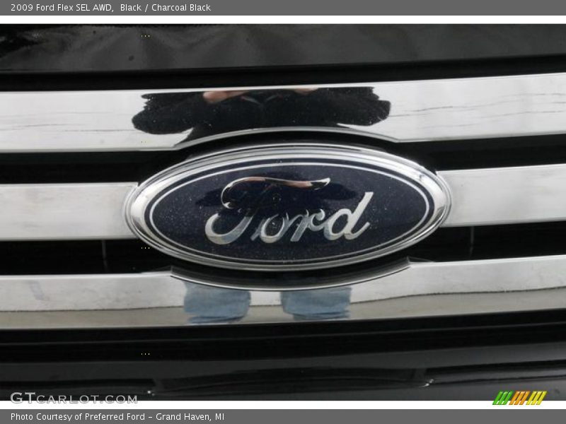 Black / Charcoal Black 2009 Ford Flex SEL AWD