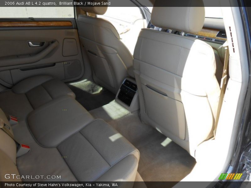 Brilliant Black / Mojave Sand 2006 Audi A8 L 4.2 quattro