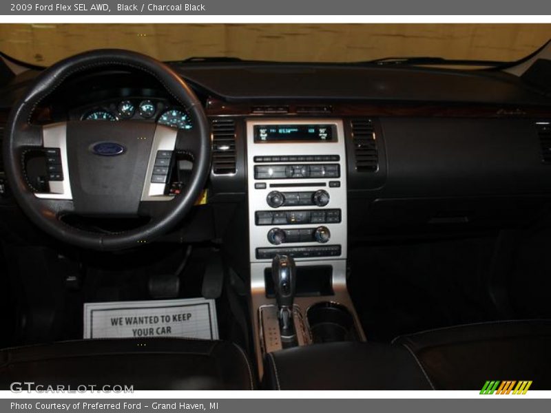 Black / Charcoal Black 2009 Ford Flex SEL AWD