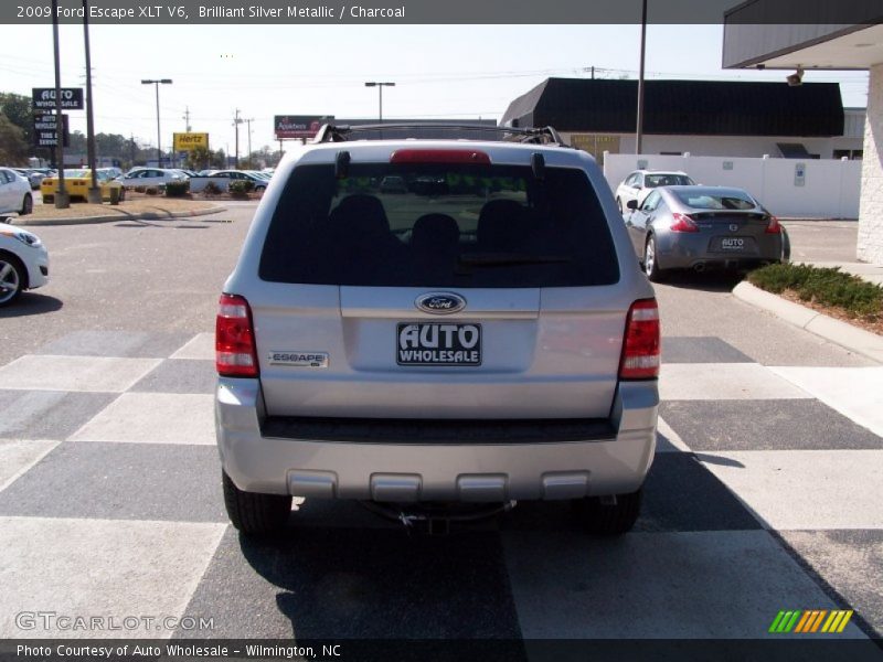 Brilliant Silver Metallic / Charcoal 2009 Ford Escape XLT V6