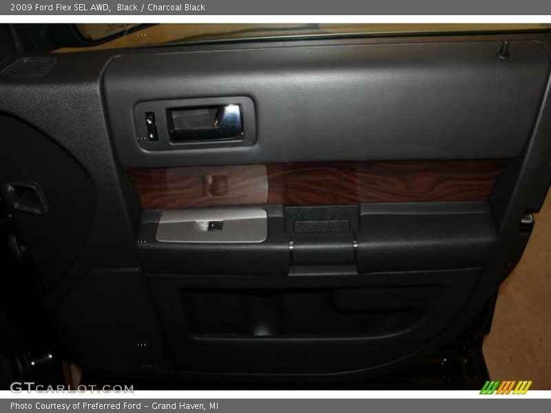 Black / Charcoal Black 2009 Ford Flex SEL AWD