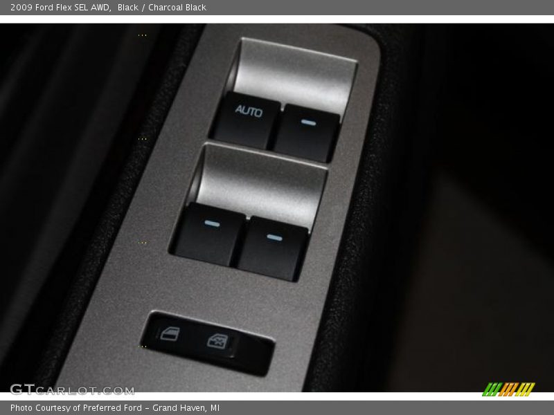 Black / Charcoal Black 2009 Ford Flex SEL AWD