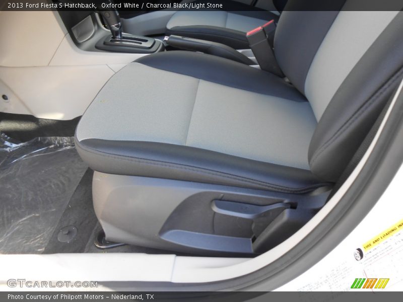 Oxford White / Charcoal Black/Light Stone 2013 Ford Fiesta S Hatchback