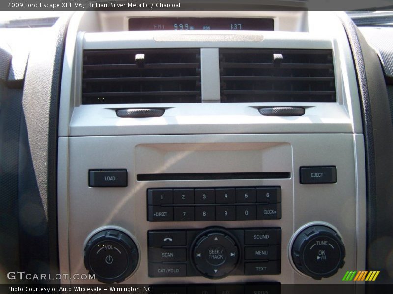 Brilliant Silver Metallic / Charcoal 2009 Ford Escape XLT V6