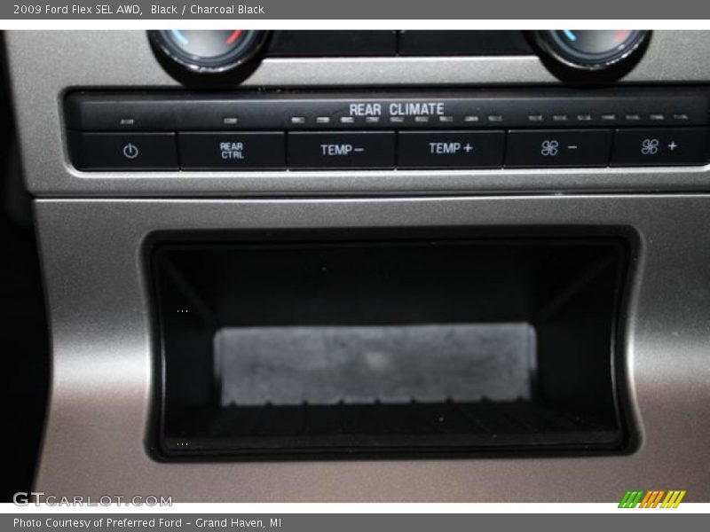 Black / Charcoal Black 2009 Ford Flex SEL AWD