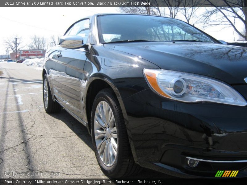 Black / Black/Light Frost Beige 2013 Chrysler 200 Limited Hard Top Convertible