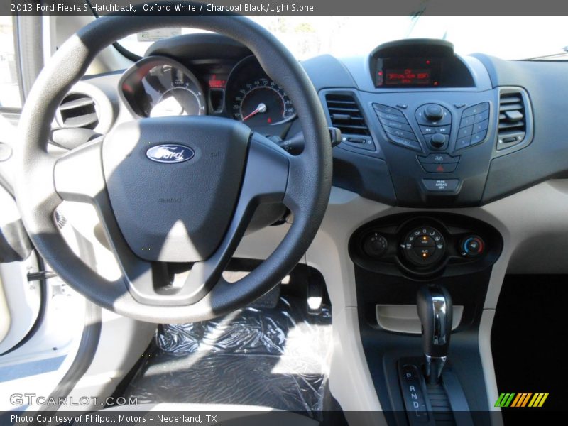 Oxford White / Charcoal Black/Light Stone 2013 Ford Fiesta S Hatchback
