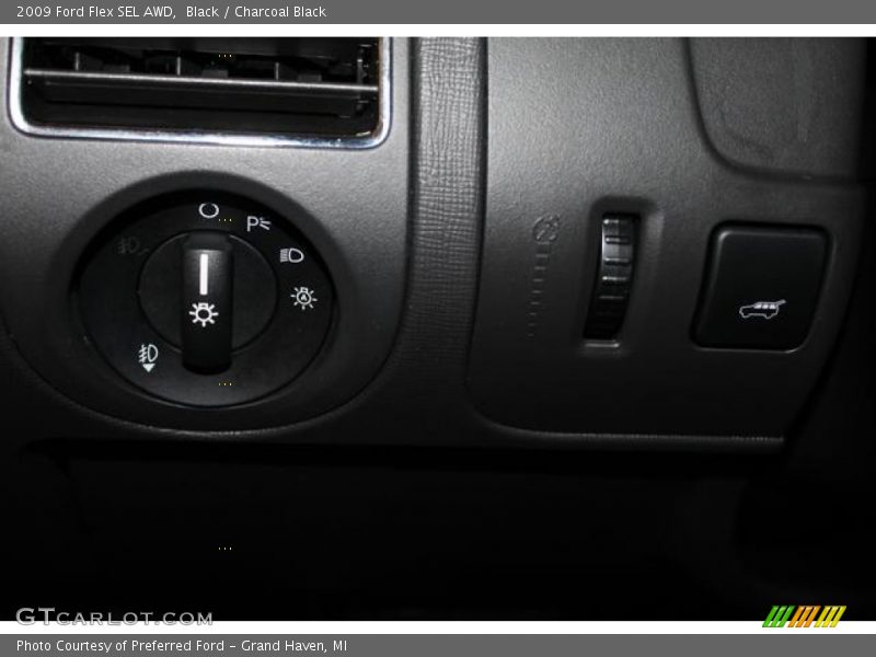 Black / Charcoal Black 2009 Ford Flex SEL AWD