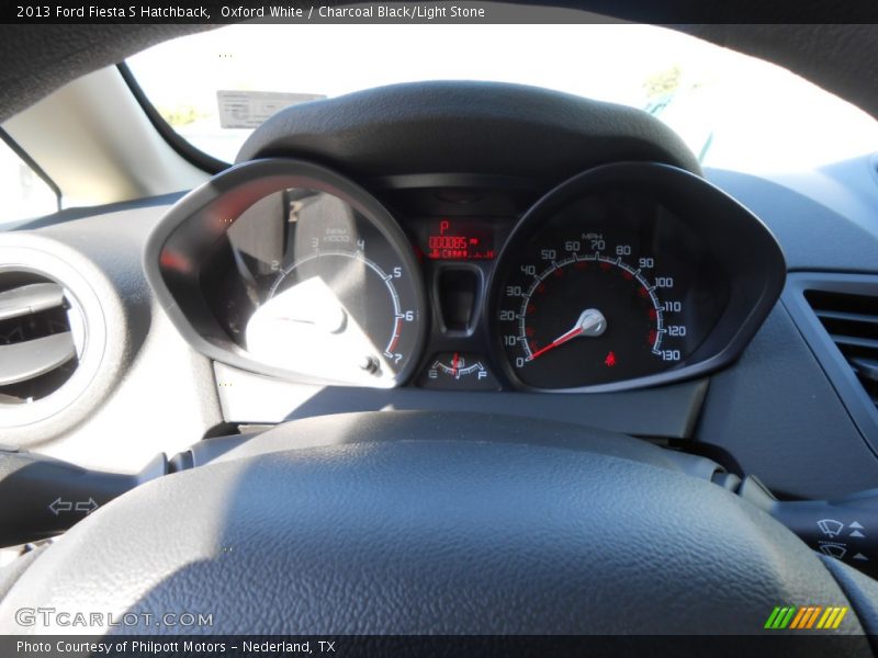 Oxford White / Charcoal Black/Light Stone 2013 Ford Fiesta S Hatchback