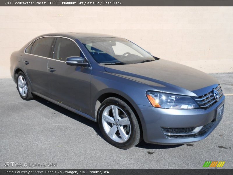 Platinum Gray Metallic / Titan Black 2013 Volkswagen Passat TDI SE