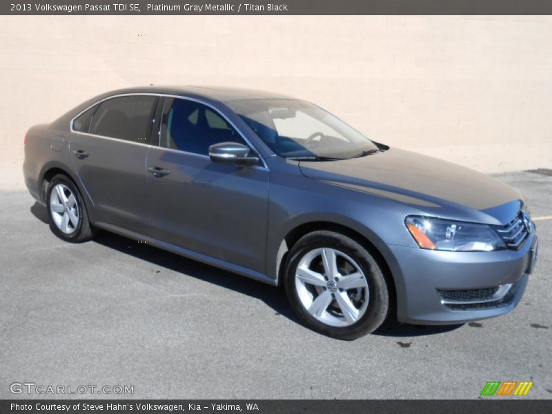 Platinum Gray Metallic / Titan Black 2013 Volkswagen Passat TDI SE