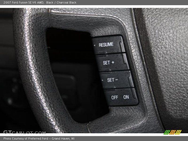 Black / Charcoal Black 2007 Ford Fusion SE V6 AWD