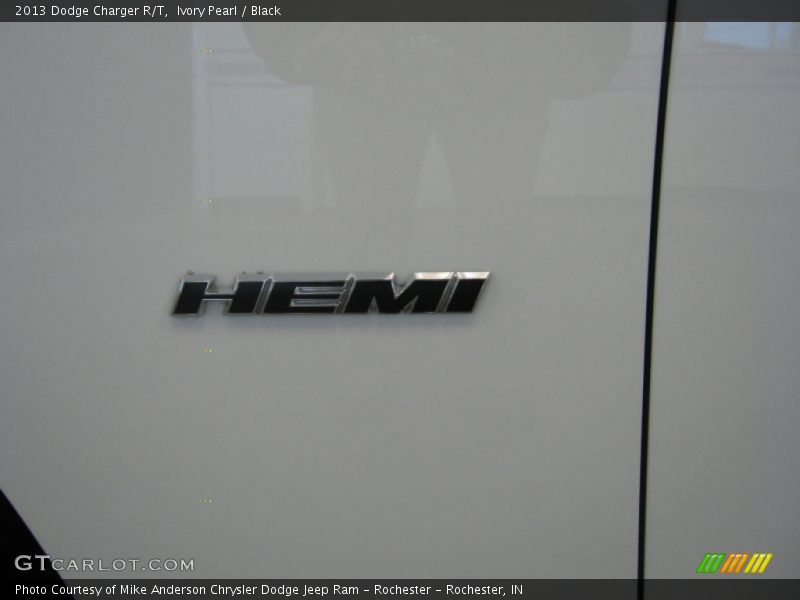 Ivory Pearl / Black 2013 Dodge Charger R/T