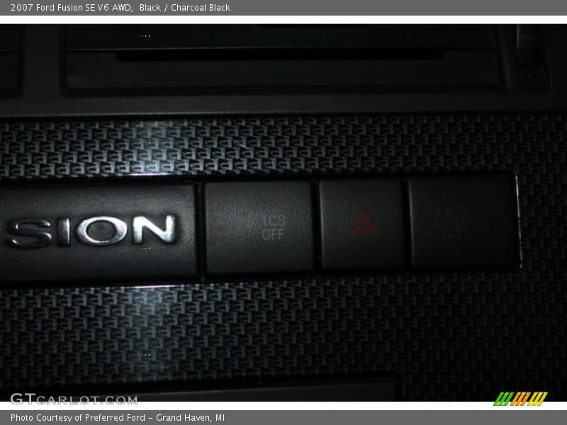 Black / Charcoal Black 2007 Ford Fusion SE V6 AWD