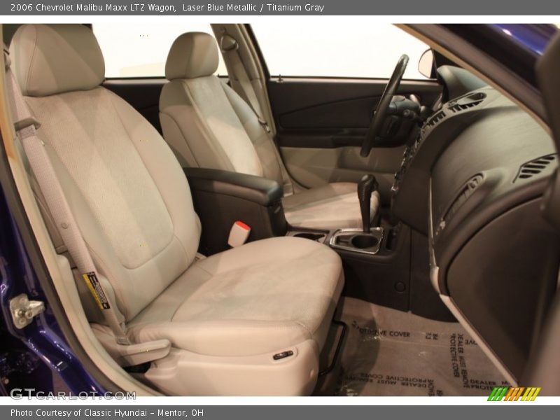 Front Seat of 2006 Malibu Maxx LTZ Wagon