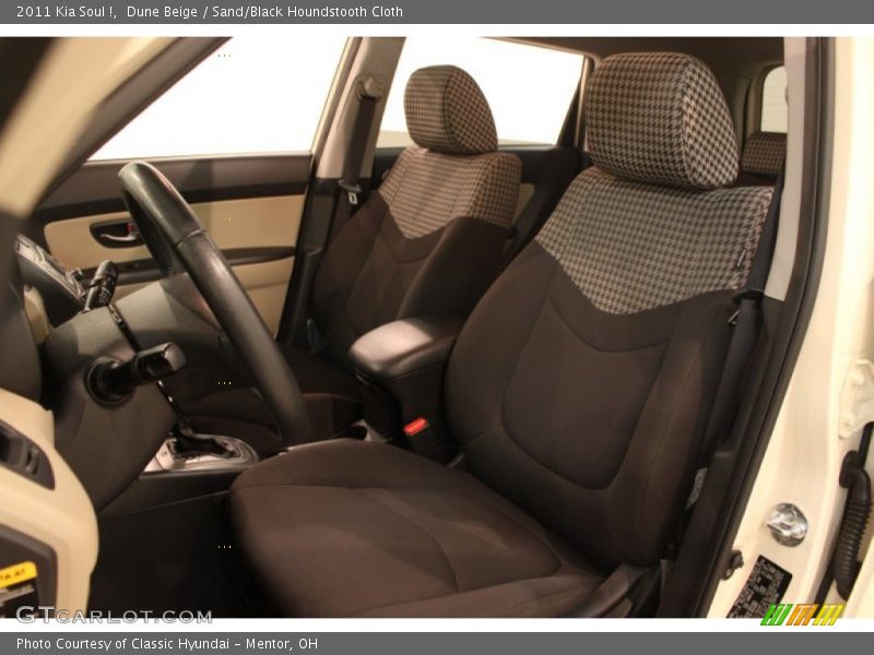 Dune Beige / Sand/Black Houndstooth Cloth 2011 Kia Soul !