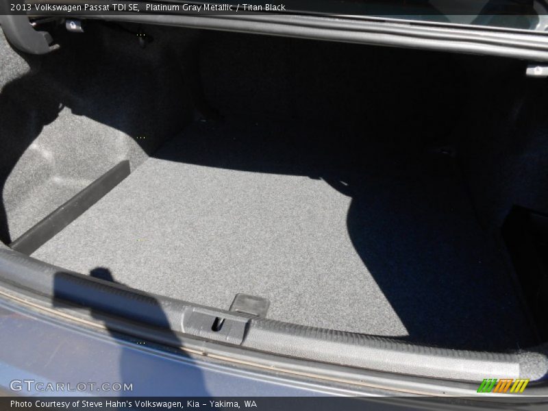 Platinum Gray Metallic / Titan Black 2013 Volkswagen Passat TDI SE