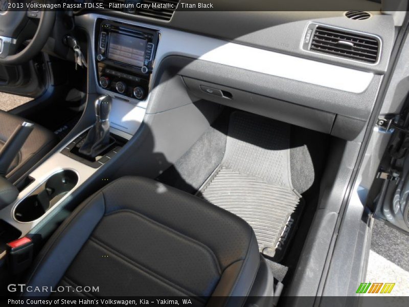 Platinum Gray Metallic / Titan Black 2013 Volkswagen Passat TDI SE