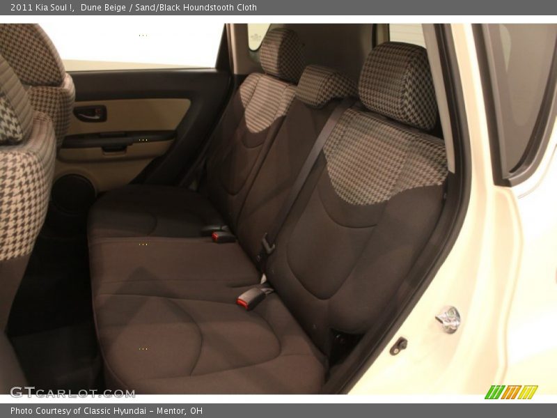 Dune Beige / Sand/Black Houndstooth Cloth 2011 Kia Soul !