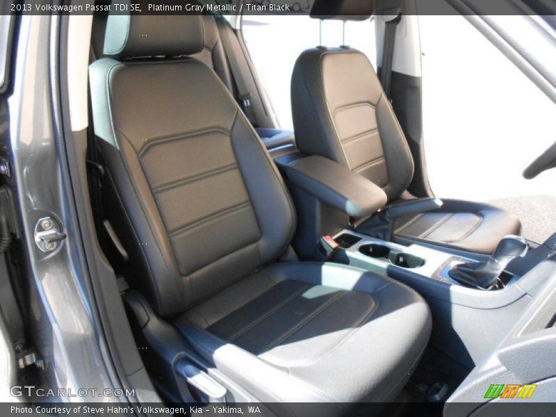 Platinum Gray Metallic / Titan Black 2013 Volkswagen Passat TDI SE