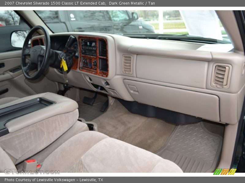 Dashboard of 2007 Silverado 1500 Classic LT Extended Cab