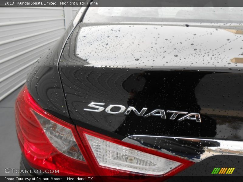 Midnight Black / Wine 2013 Hyundai Sonata Limited