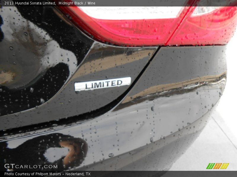 Midnight Black / Wine 2013 Hyundai Sonata Limited