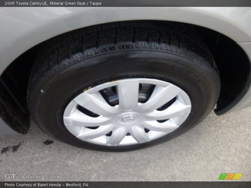 Mineral Green Opal / Taupe 2006 Toyota Camry LE