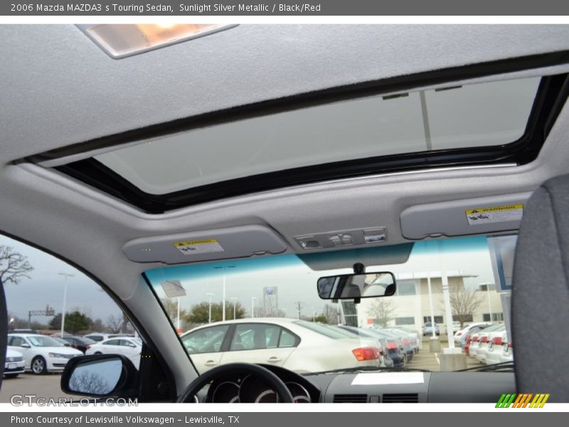 Sunroof of 2006 MAZDA3 s Touring Sedan