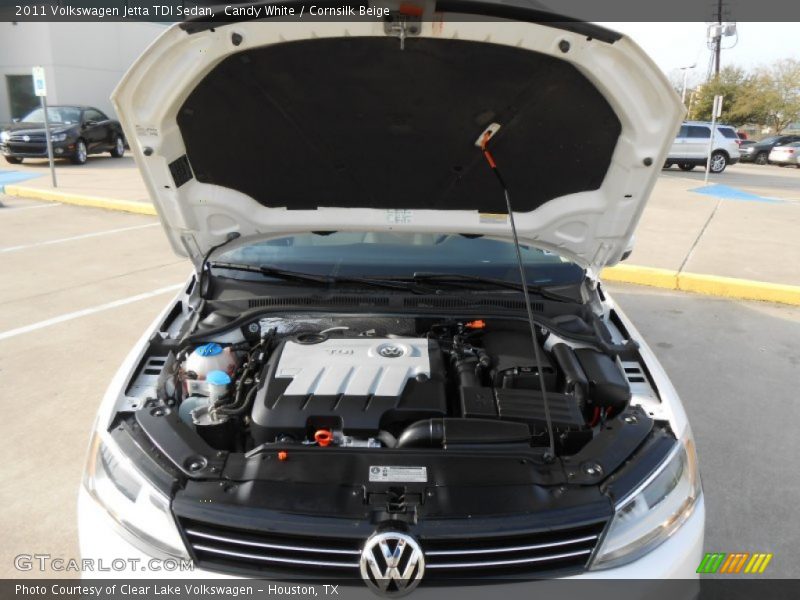 Candy White / Cornsilk Beige 2011 Volkswagen Jetta TDI Sedan