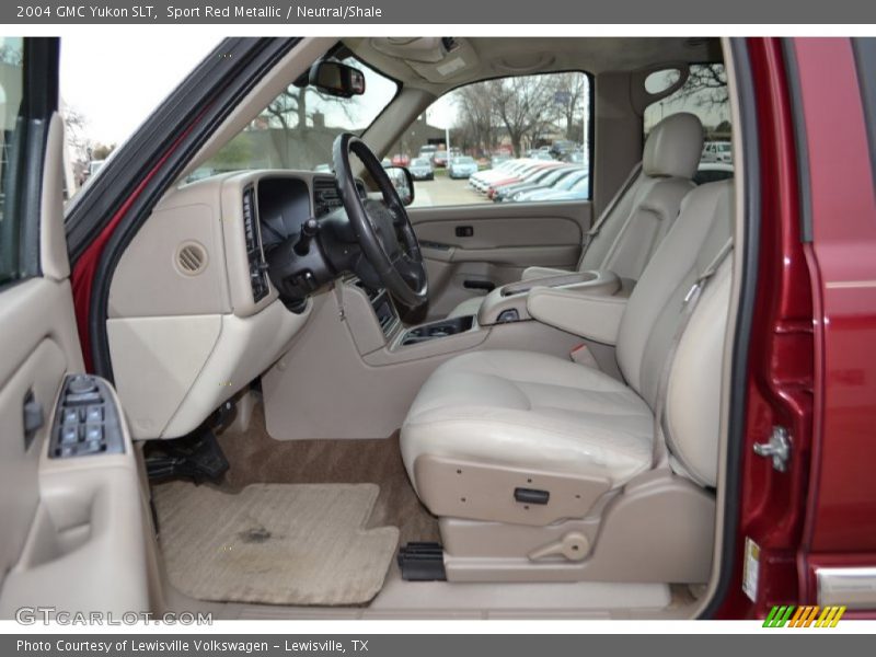  2004 Yukon SLT Neutral/Shale Interior