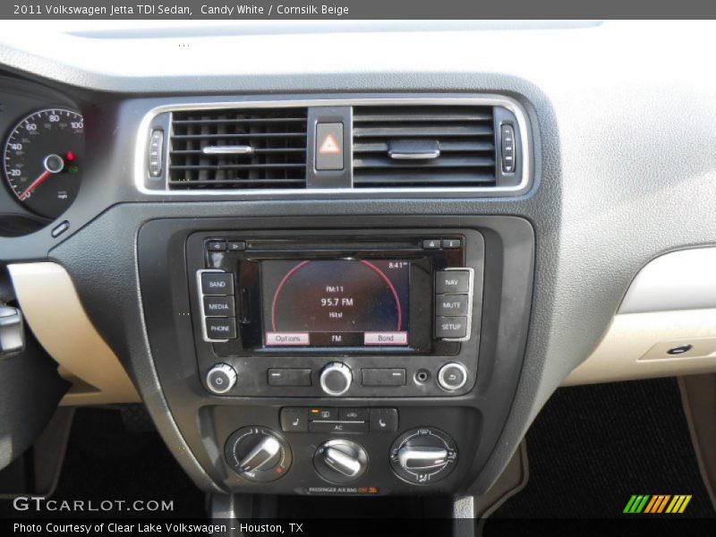 Candy White / Cornsilk Beige 2011 Volkswagen Jetta TDI Sedan