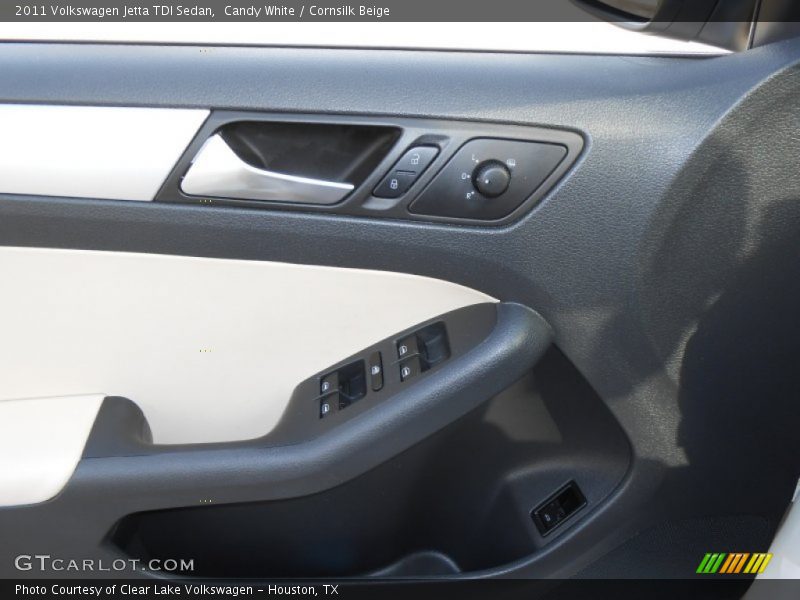 Candy White / Cornsilk Beige 2011 Volkswagen Jetta TDI Sedan