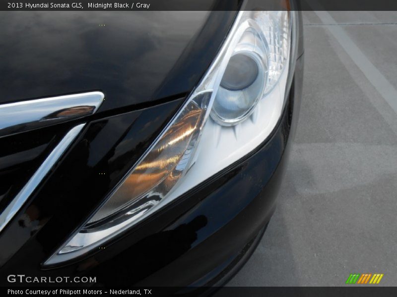 Midnight Black / Gray 2013 Hyundai Sonata GLS