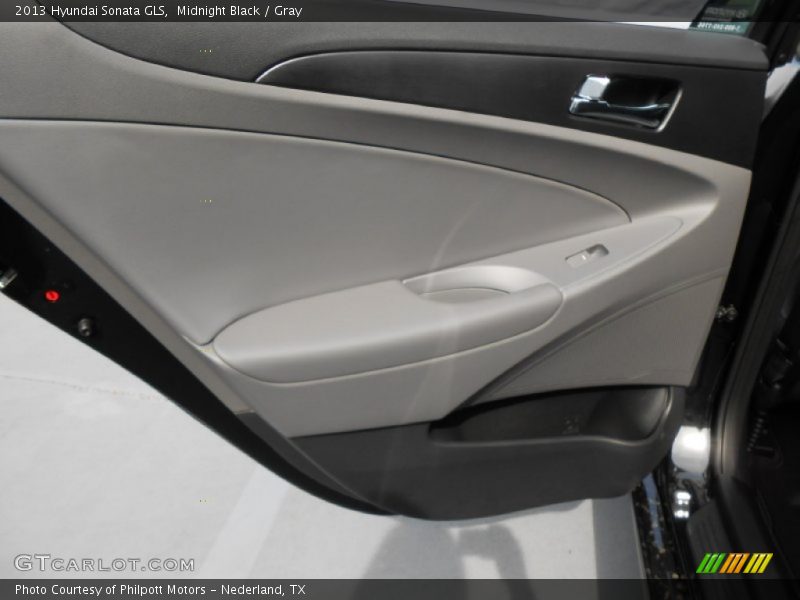 Midnight Black / Gray 2013 Hyundai Sonata GLS