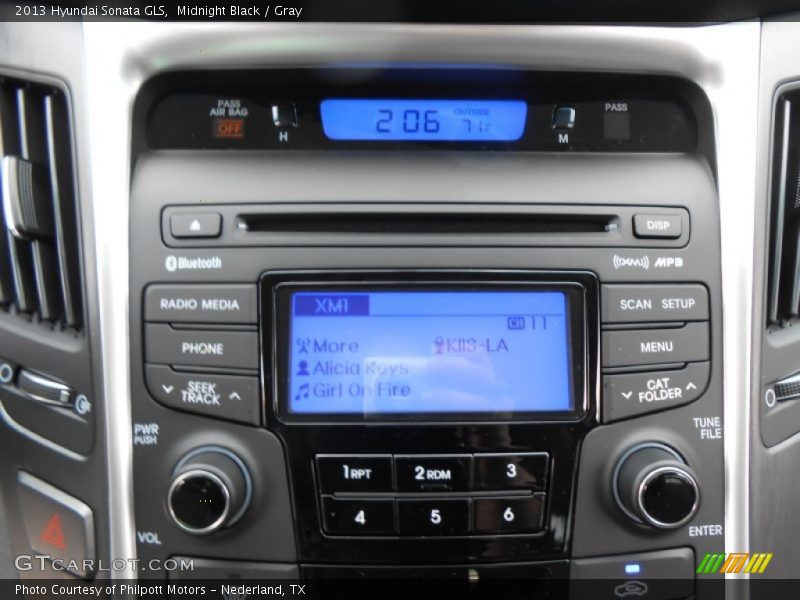 Midnight Black / Gray 2013 Hyundai Sonata GLS