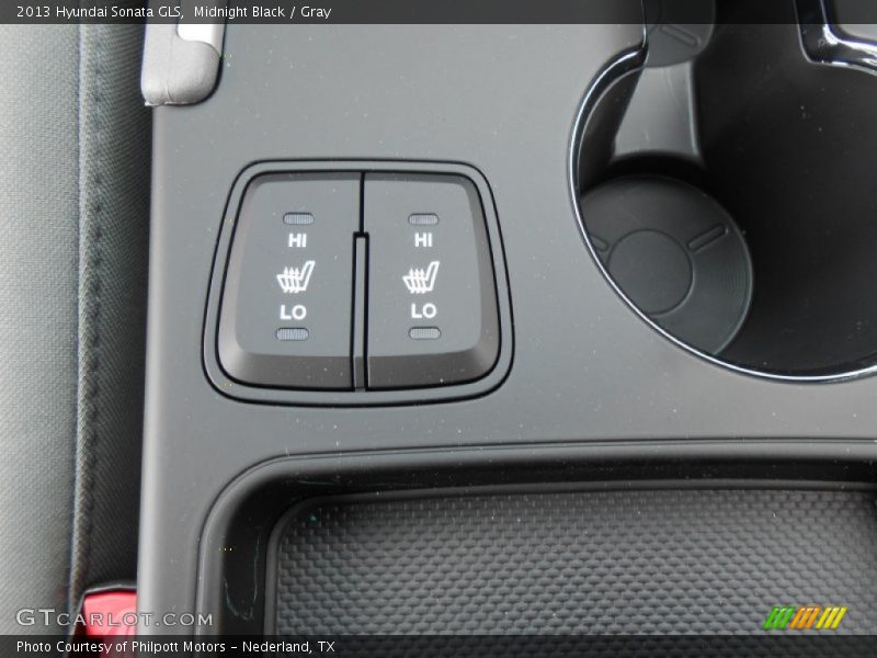 Midnight Black / Gray 2013 Hyundai Sonata GLS