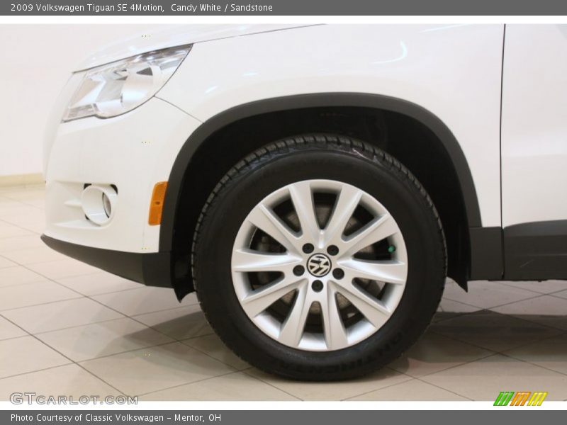 Candy White / Sandstone 2009 Volkswagen Tiguan SE 4Motion