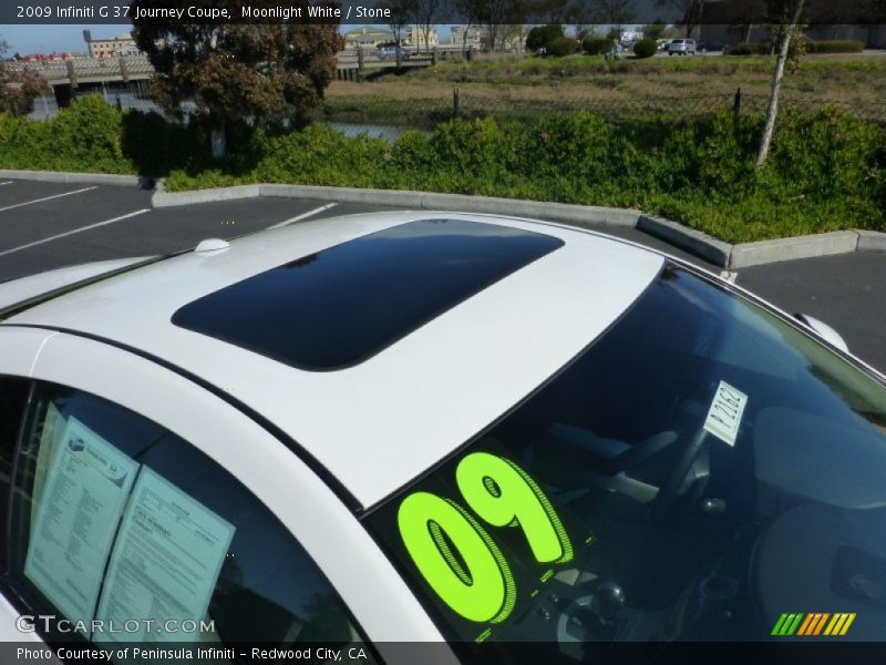 Moonlight White / Stone 2009 Infiniti G 37 Journey Coupe