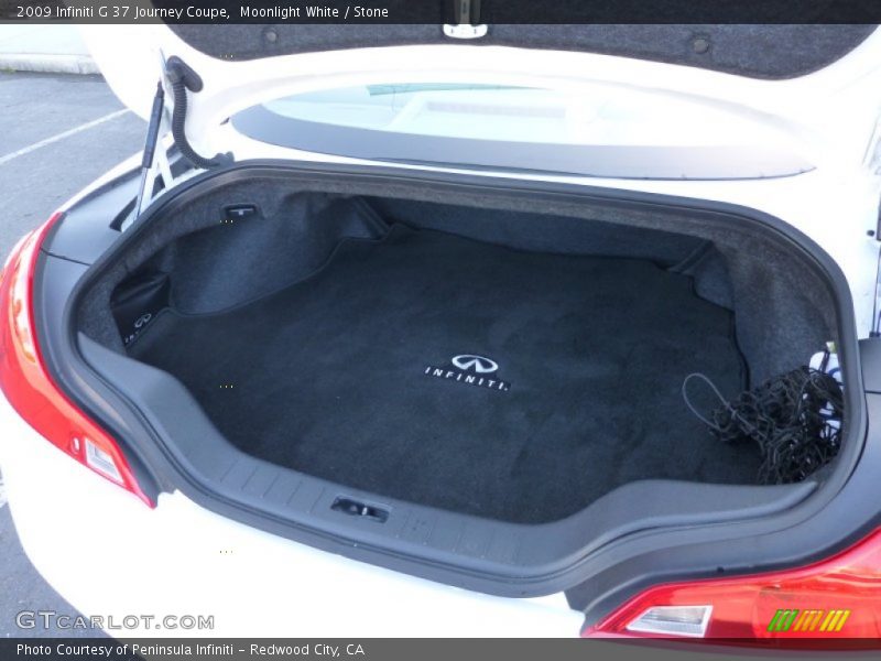 Moonlight White / Stone 2009 Infiniti G 37 Journey Coupe