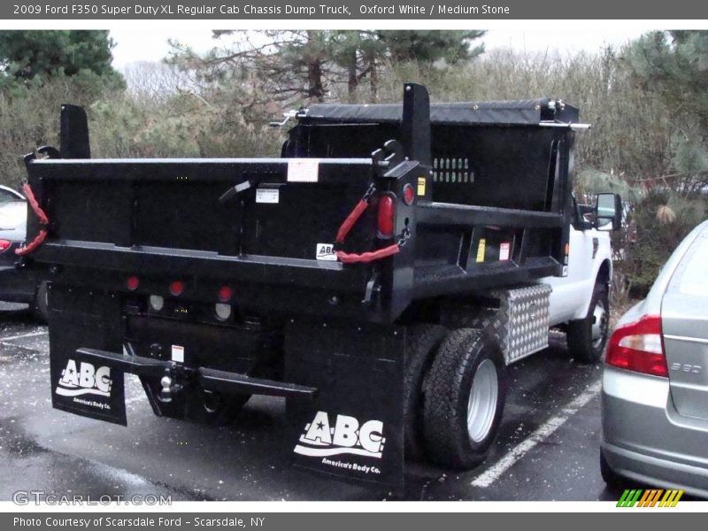 Oxford White / Medium Stone 2009 Ford F350 Super Duty XL Regular Cab Chassis Dump Truck