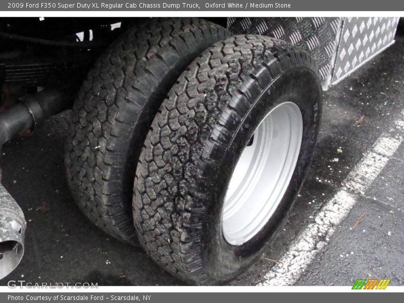 Oxford White / Medium Stone 2009 Ford F350 Super Duty XL Regular Cab Chassis Dump Truck